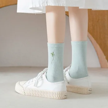 2022 Нови Чорапи Пролетно-есенни Чорапи на пода със Средна Дължина От Чесаного памук, Удобни Дишащи Чорапи за кожата, женски